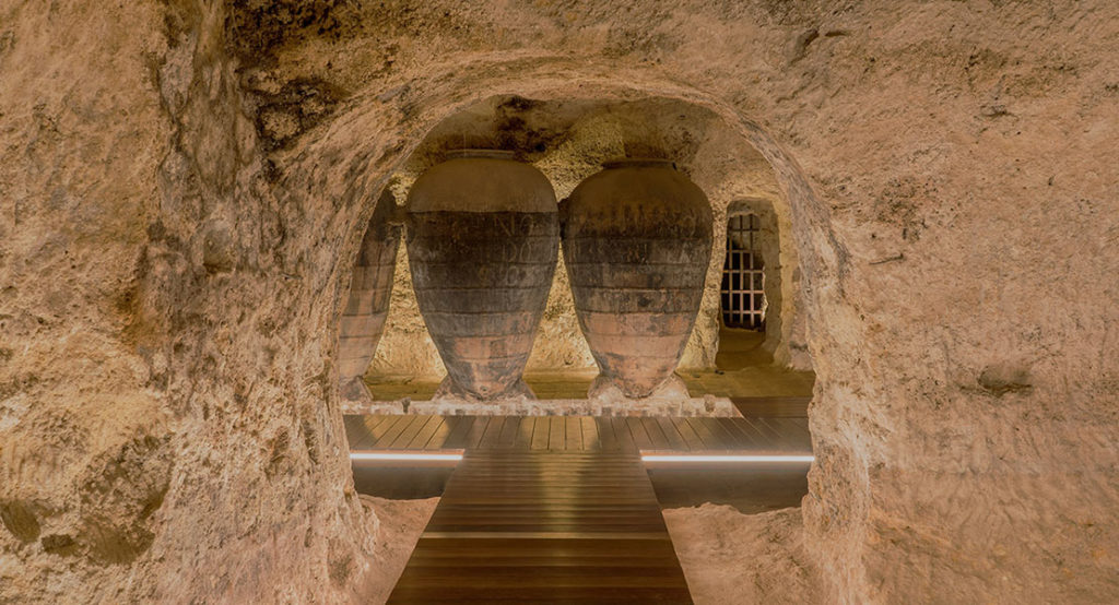 Interior de las Bodegas Murviedro