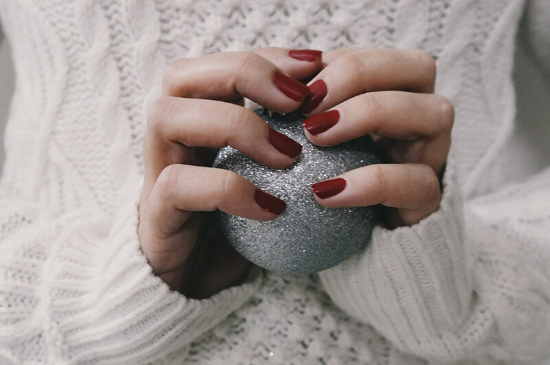 manicura en Oliva Nova